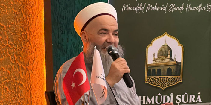 Cübbeli Ahmet Hoca Rize'de 12 Yıllık Kesintisiz Eğitimi Eleştirdi