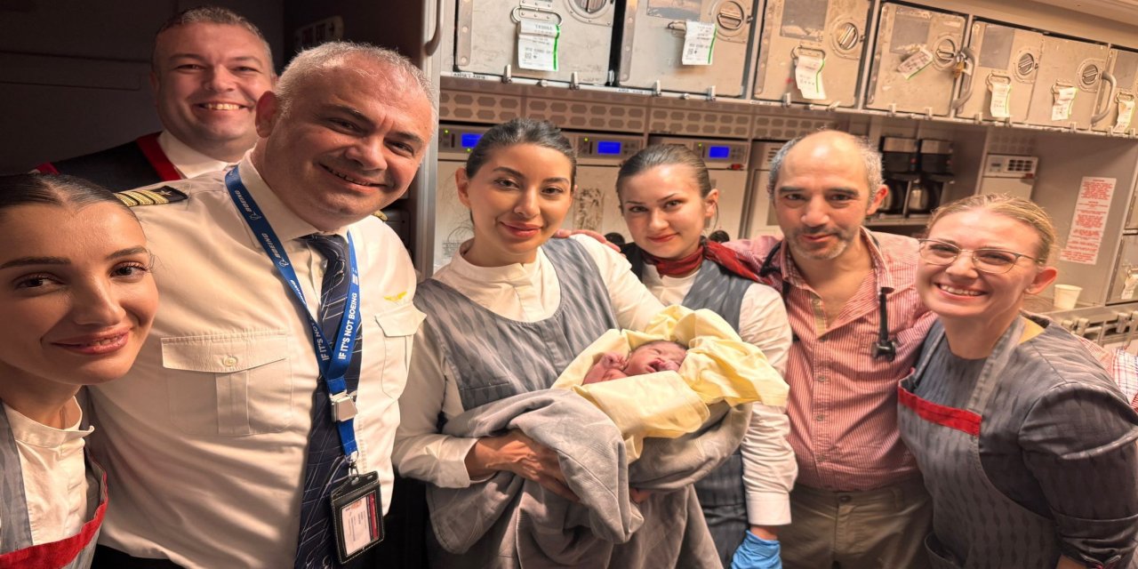 THY uçağında doğum heyecanı