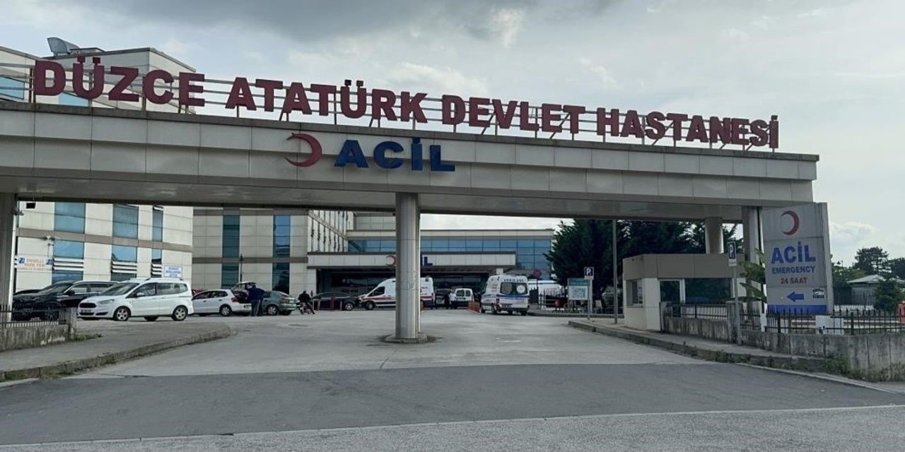 Acı biberi fazla kaçıran öğrenciler hastanelik oldu