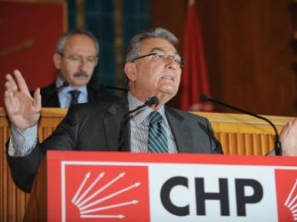 Baykal'ın sivil darbe benzetmesi
