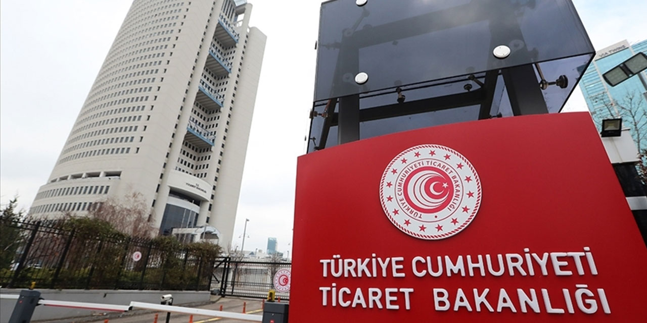 Yiyecek içecek hizmeti sunan işletmelerde zorunlu servis ücreti yasaklanıyor