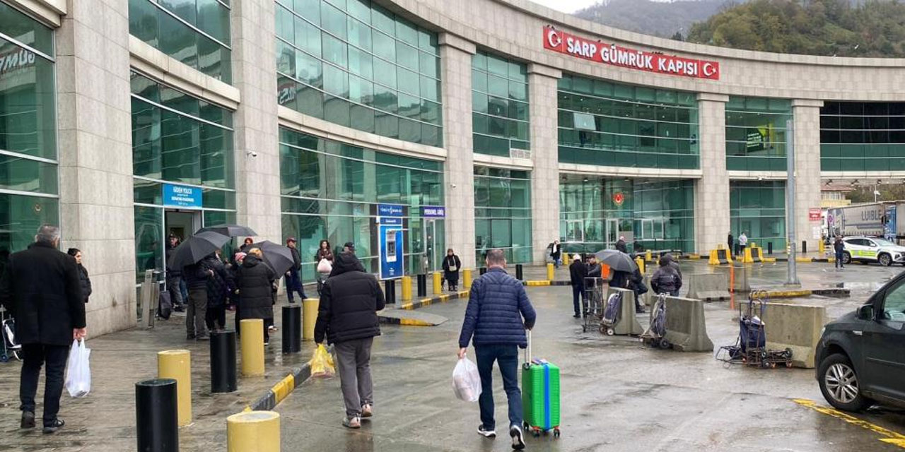 Gürcistan’a gidebilmek için sadece kimlik ve pasaport artık yeterli olmayacak