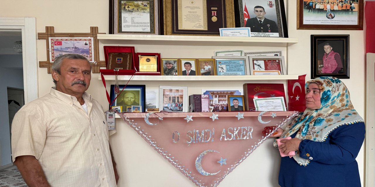 Şehit evlatlarının hatırasını 'anı odası'nda yaşatıyorlar