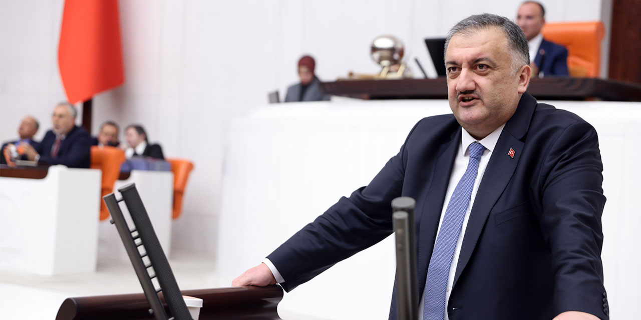 Karal: Uluslararası Samsun–Sarp hattı şehir içi yola döndü; Karadeniz Sahil Yolu acilen rehabilite edilmeli