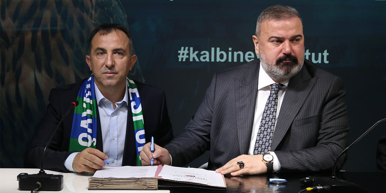 Çaykur Rizespor'da Recep Uçar için imza töreni düzenlendi