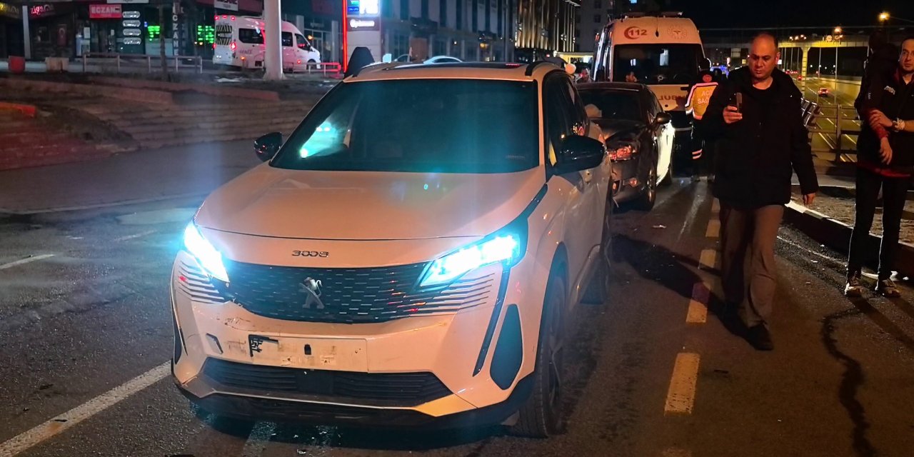 Şehir hastanesi kavşağında zincirleme kaza