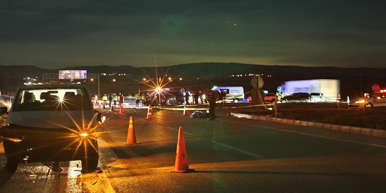 Minibüs ile motosiklet çarpıştı; 1 ölü, 1 yaralı