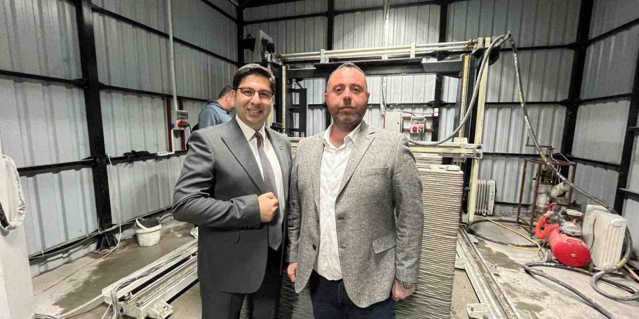 Bursa Uludağ Üniversitesi 3d Beton Yazıcı İle 3 Günde 300 Metrekarelik Ev Yapacak