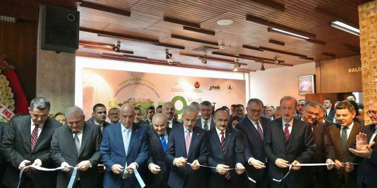 Bakan Uraloğlu: "Otoyol Artış Hızında Avrupa’da 1’inci Sıradayız"