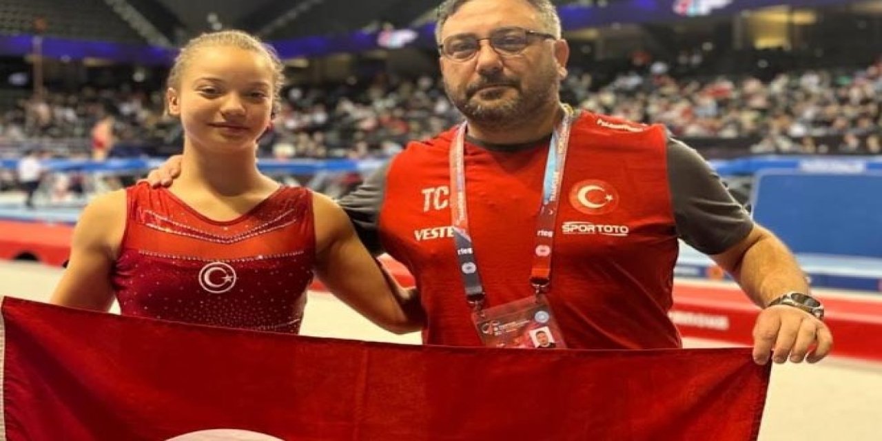 Trambolin cimnastikte bir Türk ilk kez dünya ikincisi oldu; hedefi olimpiyat