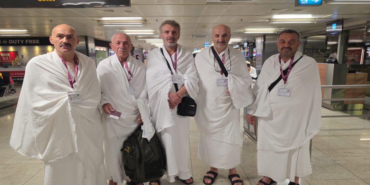 Trabzon'da şehit yakınları ve gaziler umreye uğurlandı