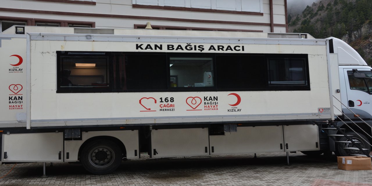 Çaykara'da kan bağışı kampanyası düzenlendi