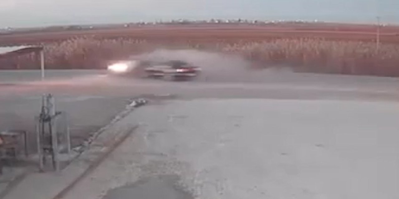 Şanlıurfa'da otomobiller çarpıştı: 4'ü çocuk, 8 yaralı