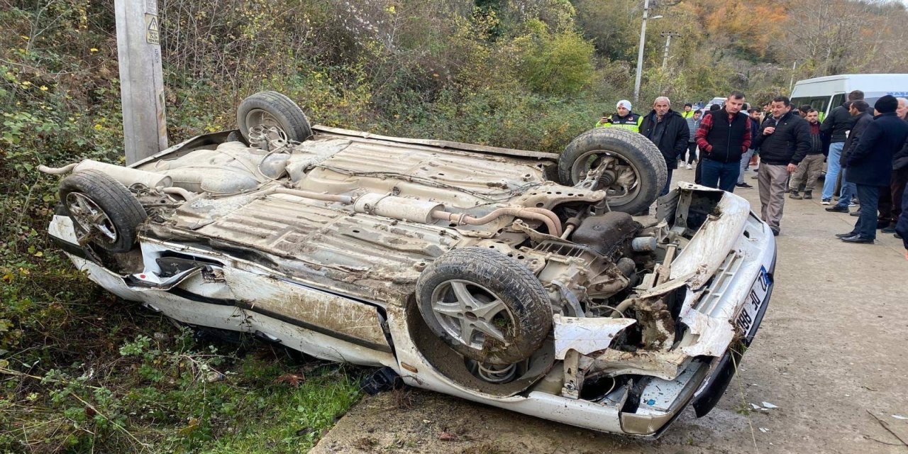 Samsun'da devrilen otomobildeki 1 kişi öldü, 4 kişi yaralandı