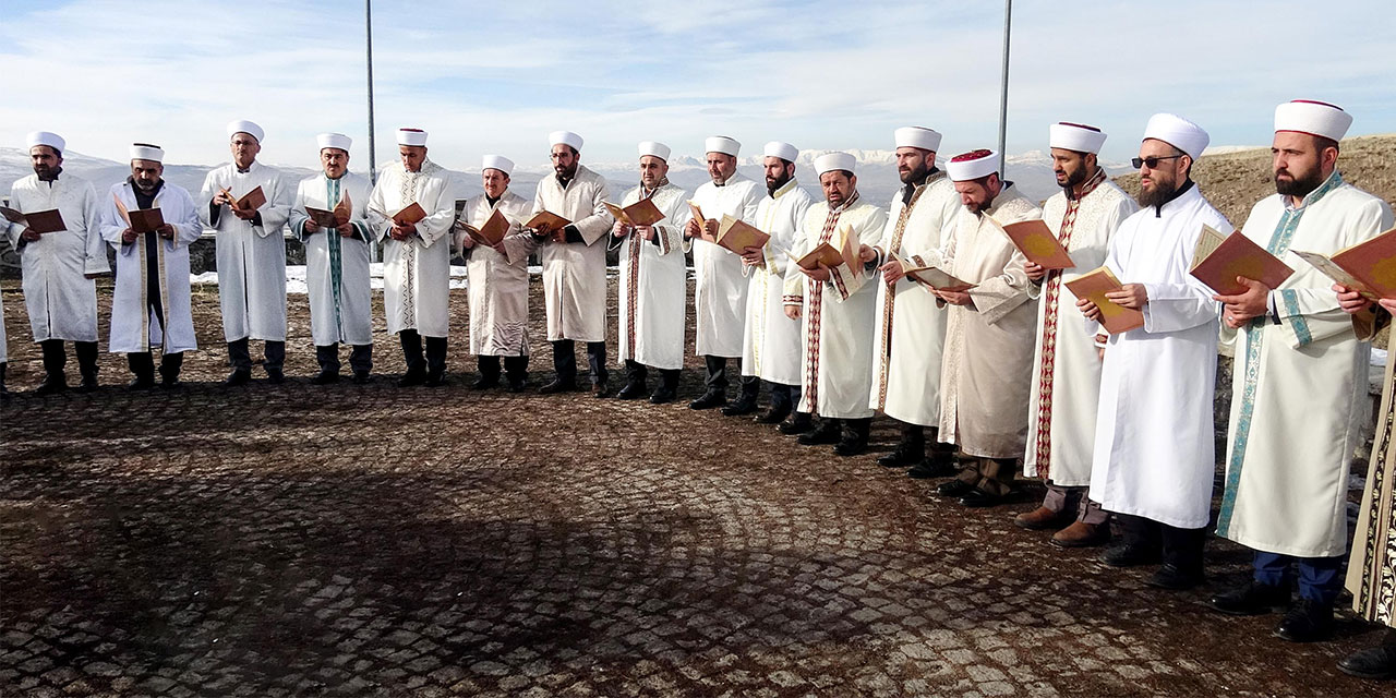 '1001 Hatim' geleneği, 492'nci kez Erzurum'da başladı