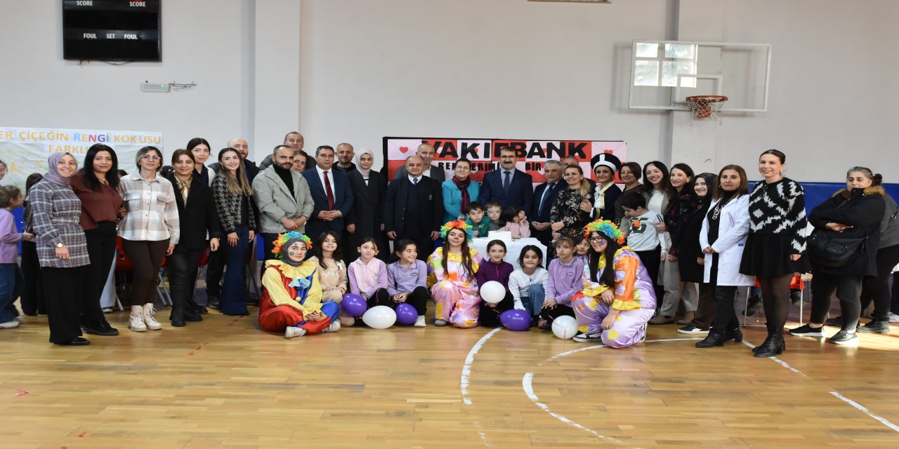 Artvin'de özel eğitim öğrencileri kardeş okul buluşmasında bir araya geldi