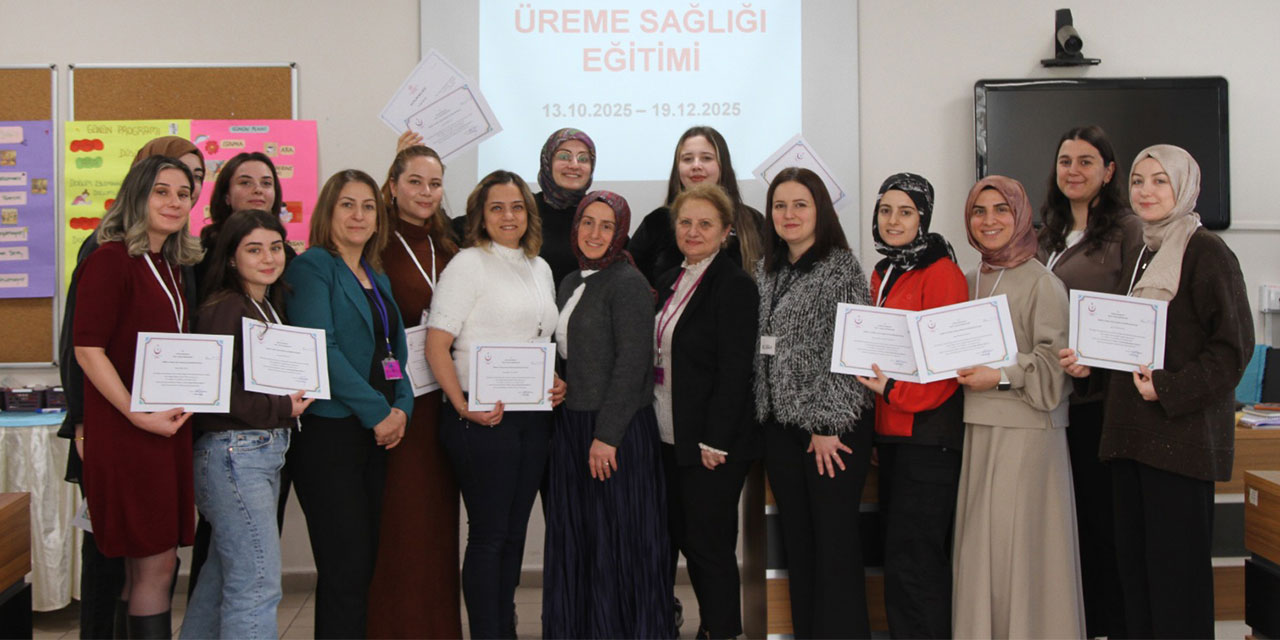 Rize'de Sağlık Çalışanlarına Üreme Sağlığı Eğitimi Verildi