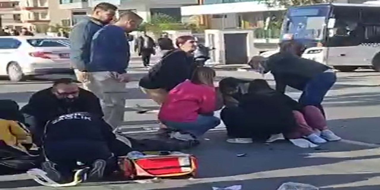 Otomobil ile üçteker çarpıştı: 2 ölü, 1 yaralı