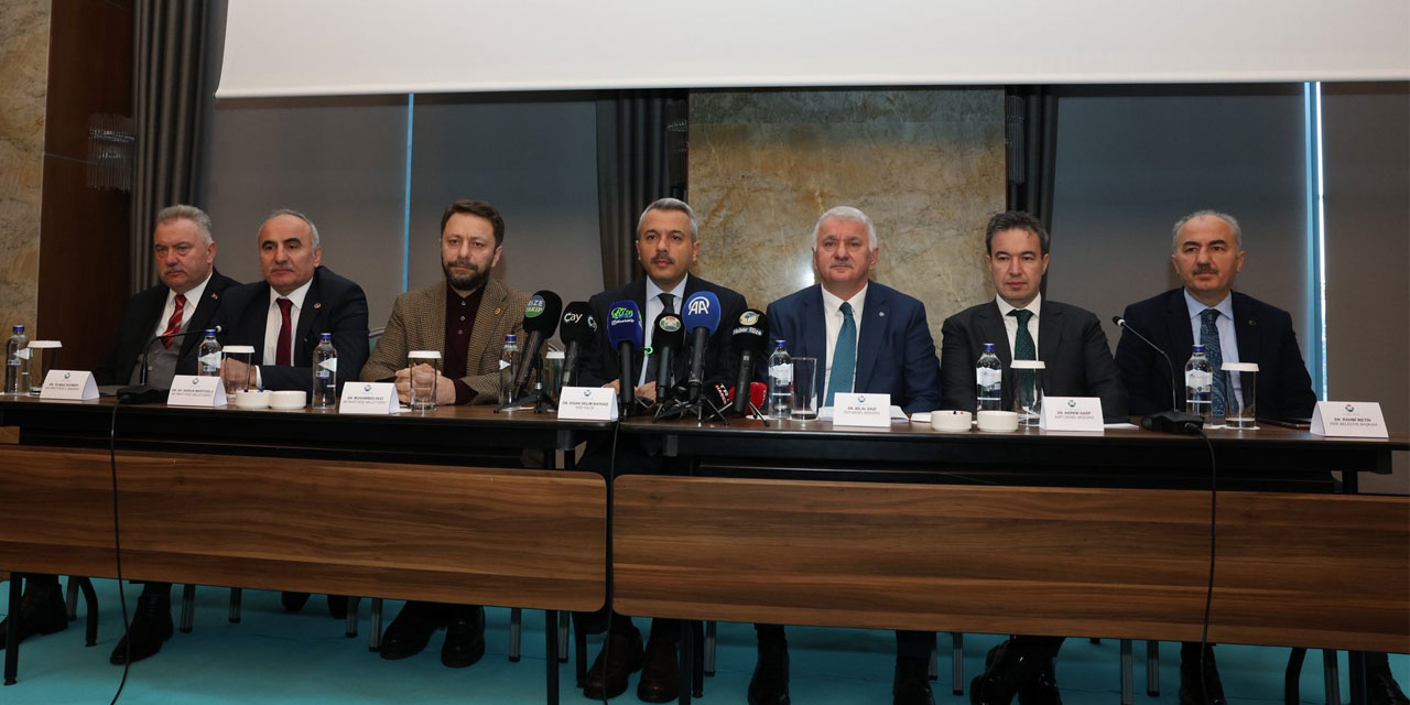 Rize’de THY Zirvesi Fiyaskoyla Sonuçlandı. Müjde Diye Sunulan "Gece Uçuşları" da Gündüzden Çalındı!