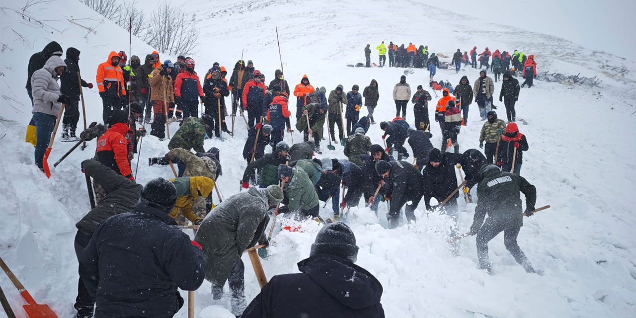 Artvin’deki çığda ölü sayısı 2'ye çıktı; kayıp çoban aranıyor