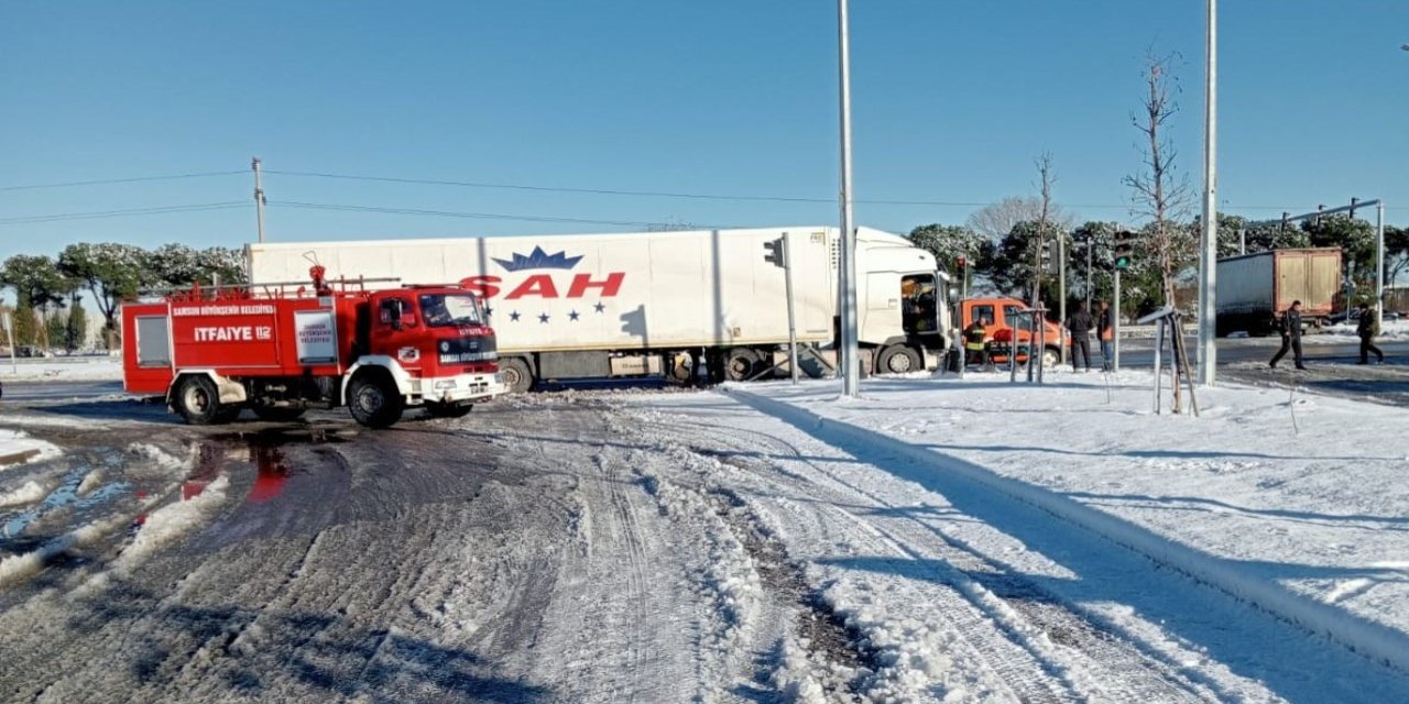 Samsun'da zincirleme kaza; 6 yaralı