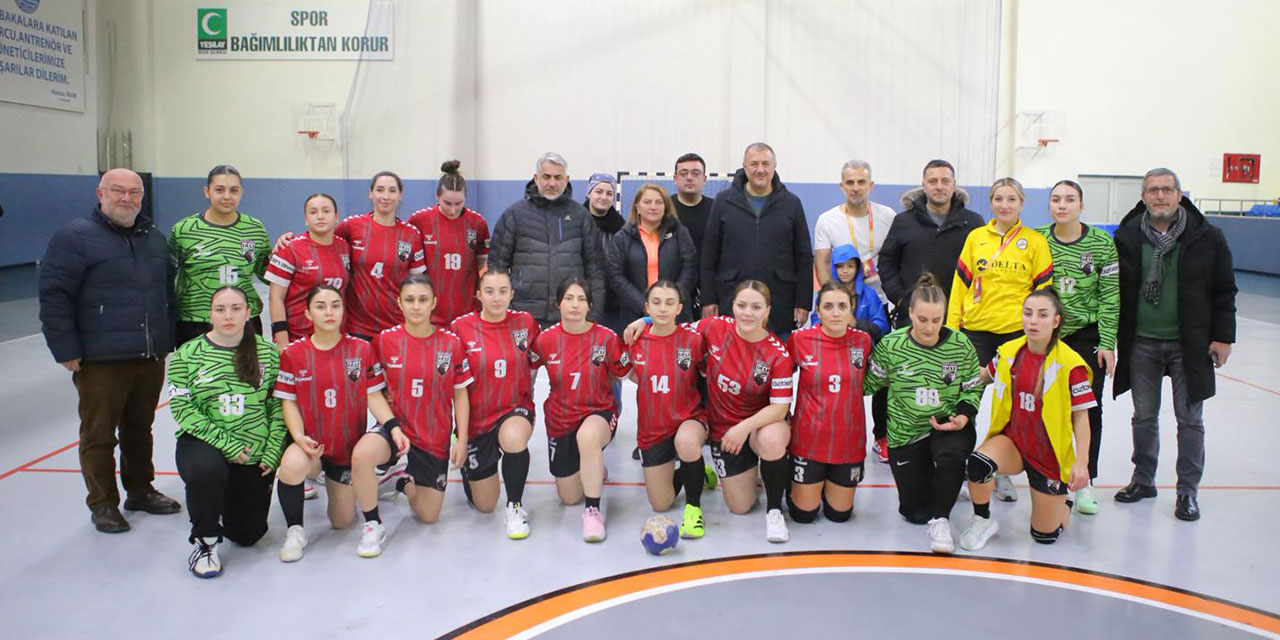 Ardeşen Belediyesi Evinde Lidere Mağlup Oldu