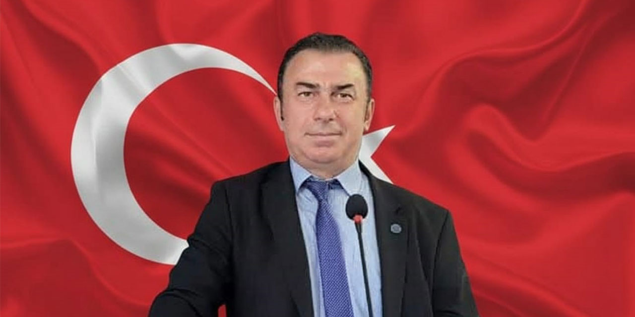 Muhittin Bayrak’tan AK Parti’ye "Semer" Benzetmesi: "Kurum Gitti, Müdür Rizeli Olsa Ne Yazar?"