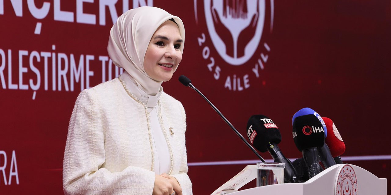 15 yaş altına sosyal medya yasağı düzenlemesi ay sonunda Meclis'te