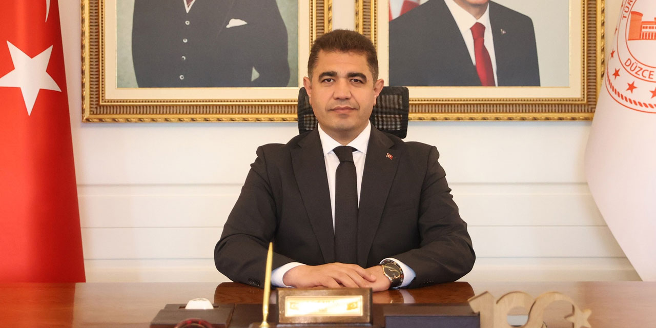 Pazar’ın Eski Kaymakamı Düzce Valisi Selçuk Aslan Merkeze Çekildi