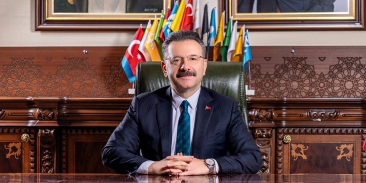 Trabzonlu Vali Aksoy Merkeze Çekildi Türk Bürokrasi Tarihinde Bir Devir Kapandı: 25 Yıllık "Kesintisiz Valilik" Rekoru Sona Erdi