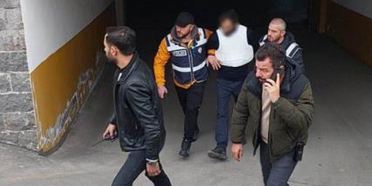 Rize'de Eski Sürmene Belediye Başkan Yardımcısı Aydın'ı bıçakla öldürdüğü iddia edilen zanlı tutuklandı