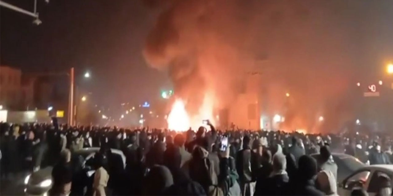 İran'daki gösterilerde hayatını kaybedenlerin sayısı 116'ya yükseldi