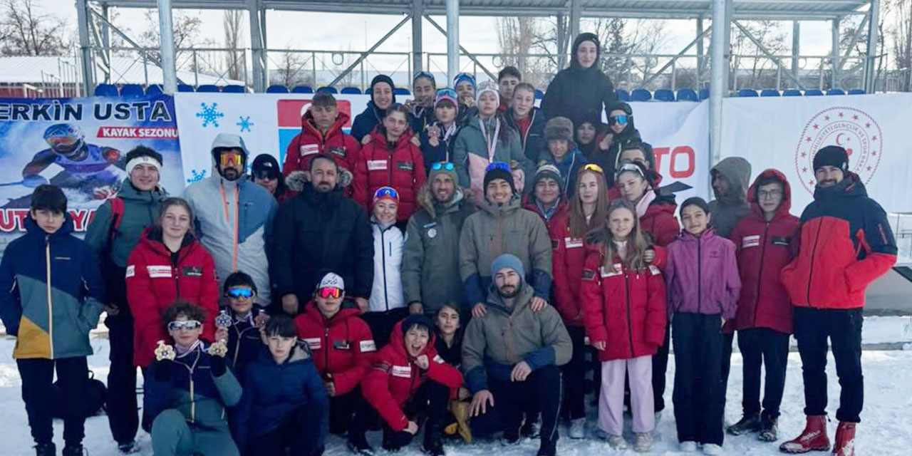 Erzurum’da Rize Fırtınası: Kayaklı Koşuda Madalyalar Yağmur Gibi Geldi!