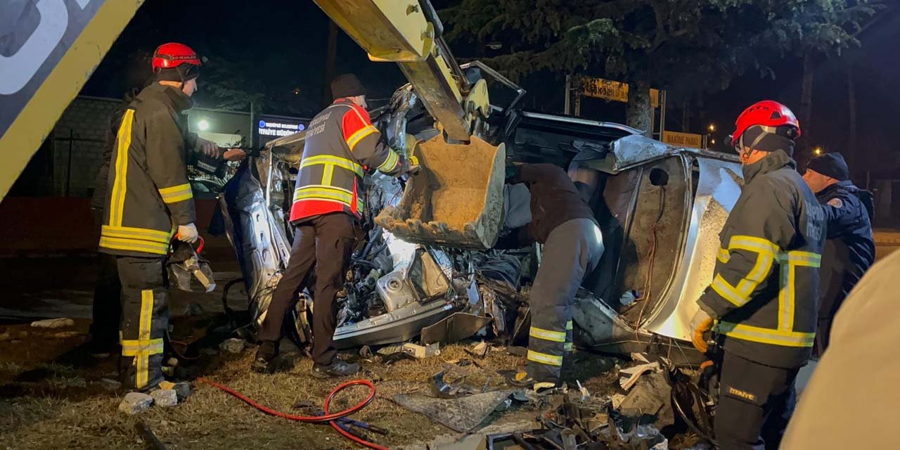 Kastamonu'da devrilen otomobilin sürücüsü öldü