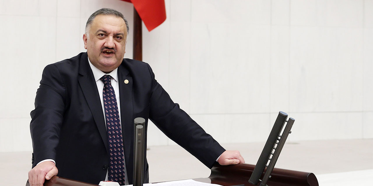 Karal’dan Hükümete Cem Karaca’lı Gönderme: “Dön Baba Dönelim, Geliyoruz Aynı Yere!”