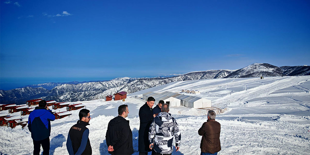 Dünyanın Gözü Rize’de: Handüzü Yaylası Dünya Şampiyonası'na Hazırlanıyor, Kar Motosikleti Şampiyonası Handüzü’nde Nefes Kesecek!