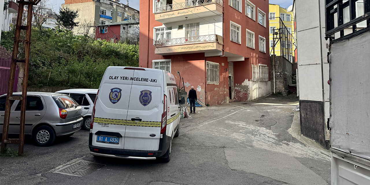 Trabzon'da balkondan düşen bebek ağır yaralandı