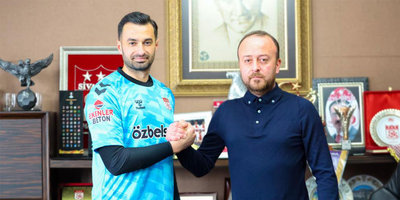 Sivasspor'da transfer yasağı kalktı, ilk imza kaleci Gökhan Akkan'dan