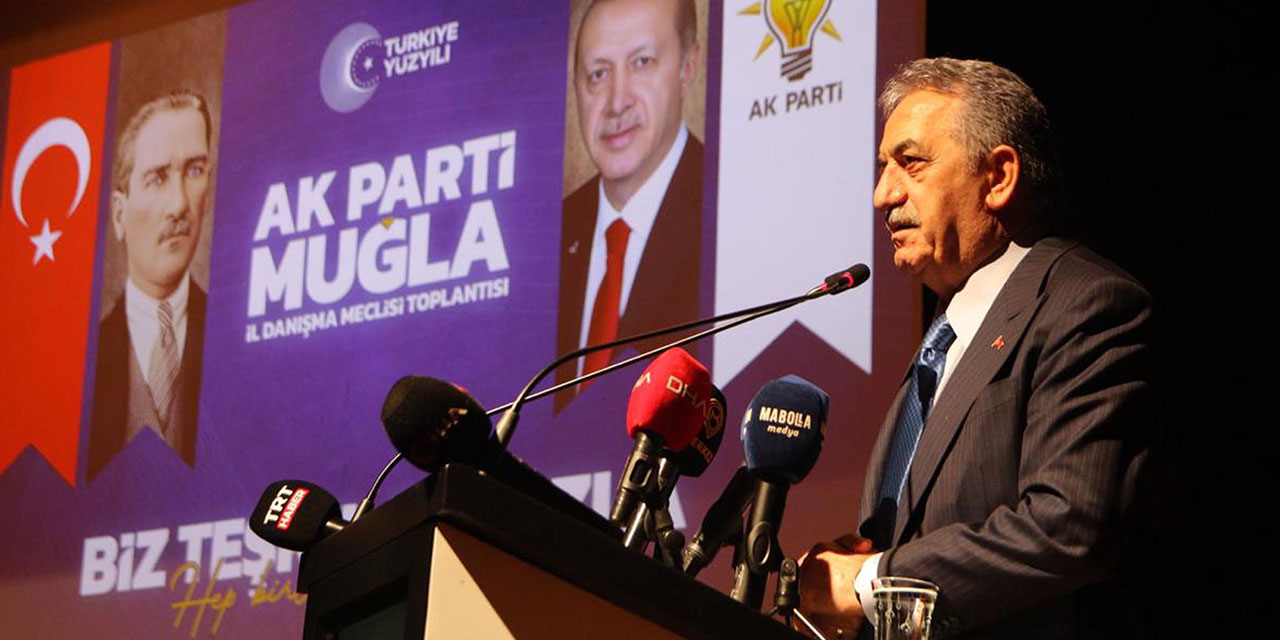 AK Parti'li Yazıcı: Türkiye yeni anayasa yapmalı