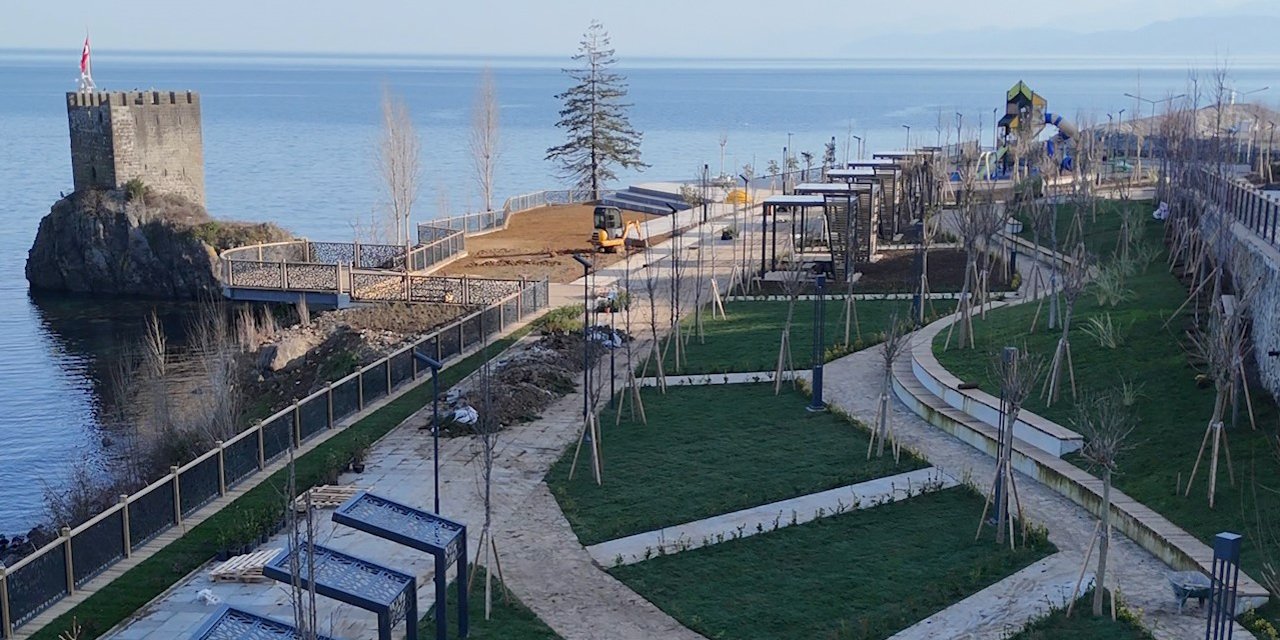 Altı tünel üstü park