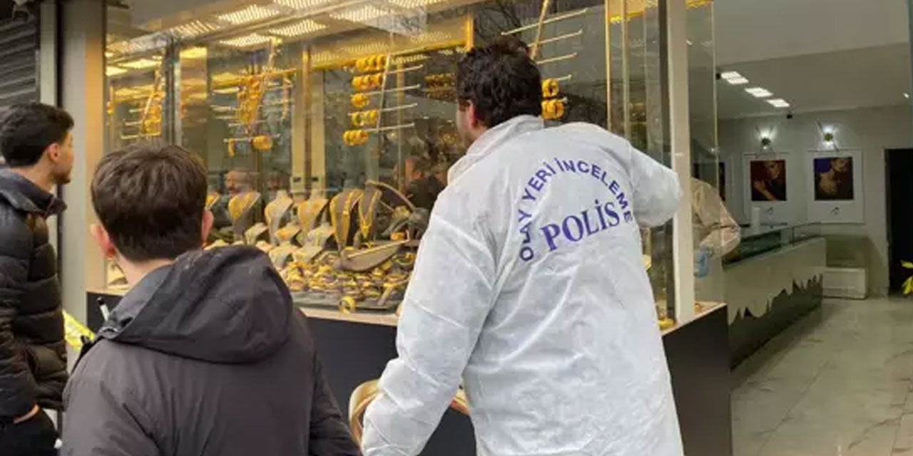 Kar maskeli şüpheliler, kuyumcu çalışanını darbedip 1 kiloya yakın altını alarak kaçtı