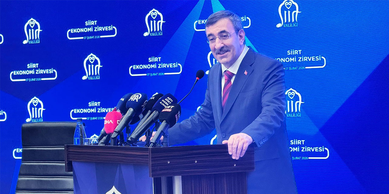 Cevdet Yılmaz: Demokrasi diyorsak hepimizin şiddeti, terörü bir kenara koyması lazım