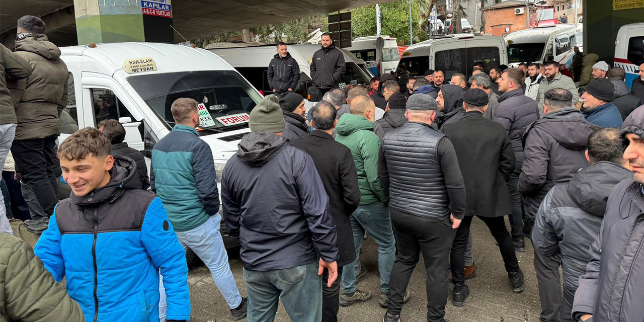 Trabzon'da şehir içi ulaşımda durak gerginliği