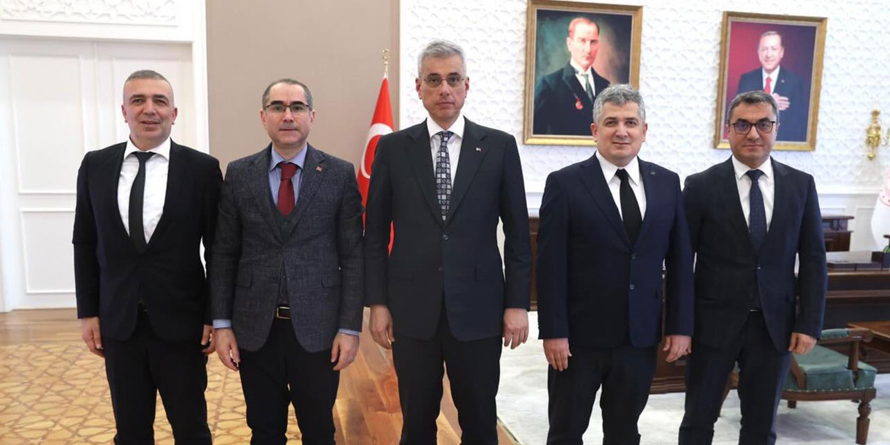 Rize’nin Sağlık Yatırımları Bakanlıkta Ele Alındı: Şehir Hastanesi İçin Kritik Zirve!