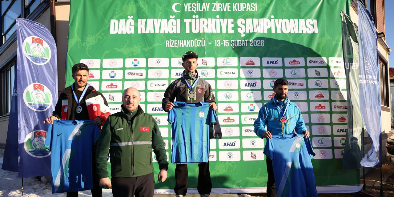 Yeşilay Zirve Kupası Dağ Kayağı Türkiye Şampiyonası’nda Ödüller Sahiplerini Buldu