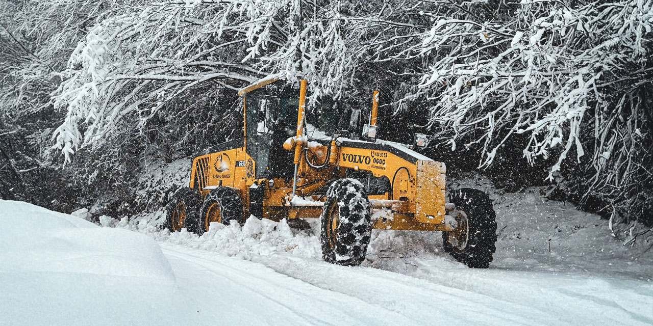 Rize’de 14 Köy Yolu Kardan Kapandı