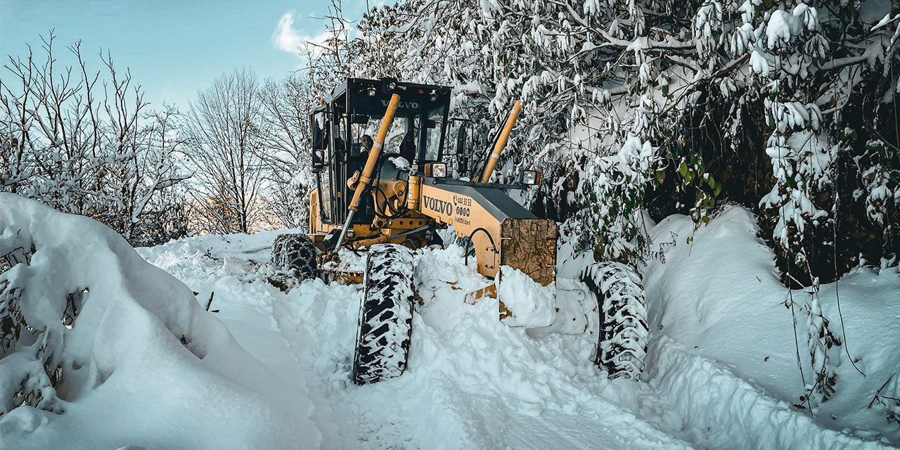 İkizdere’de 15 Köy Yolu Kardan Ulaşıma Kapandı!