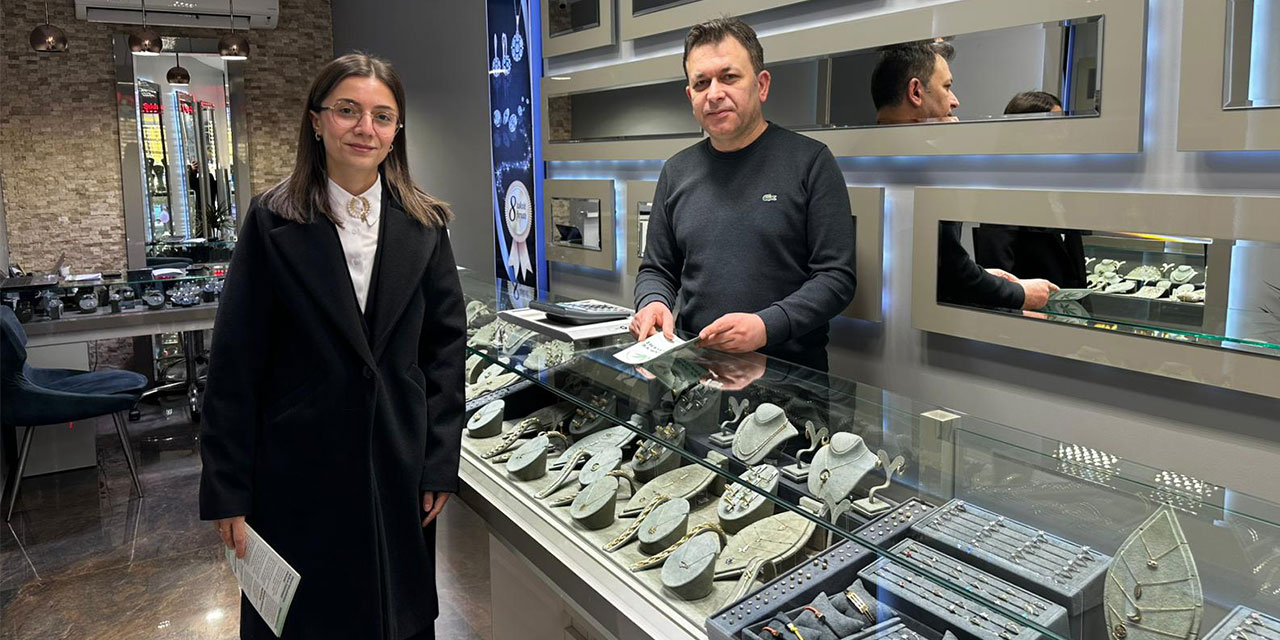 Rize’de Yeşilay Haftası Seferberliği: Kuyumcular Sokağı Esnafına "Bağımlılık" Bilgilendirmesi