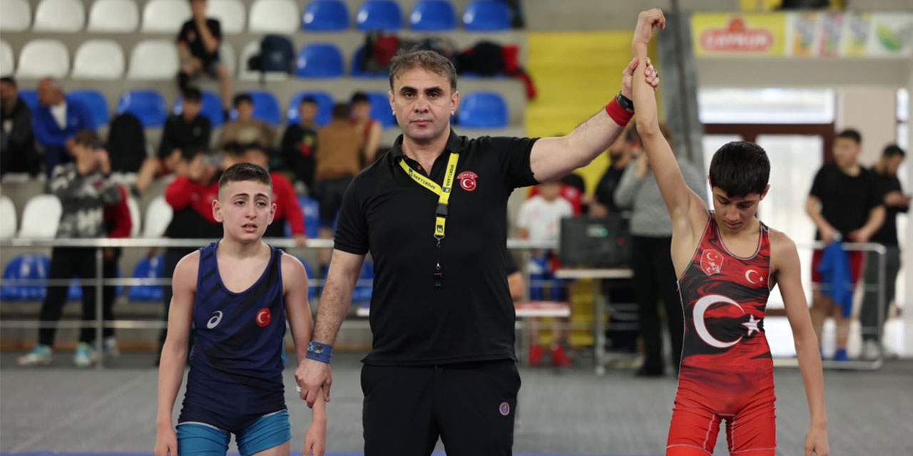 Rize’de Güreş Şöleni: Yıldızlar Grup Birinciliği Heyecanı Başladı