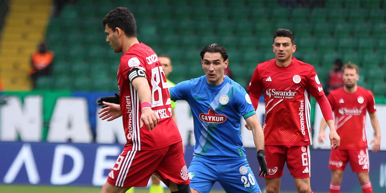 ATMACA Yüksekten Uçuyor! Rize'de Antalya Engeli Tek Golle Aşıldı